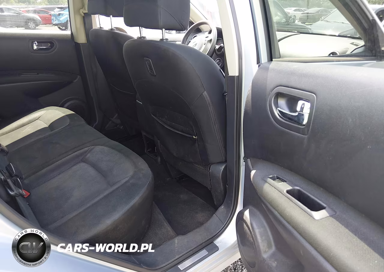 2015 Nissan Rogue Select S VIN:JN8AS5MT6FW151788 - 8