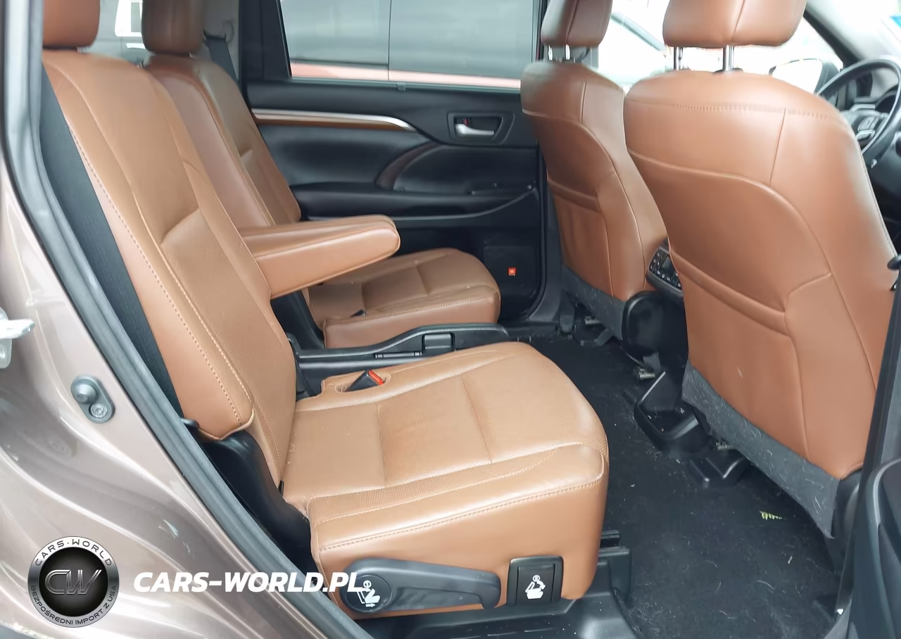 2017 Toyota Highlander Hybrid Limited Platinum VIN:5TDDGRFH8HS021332 - 8