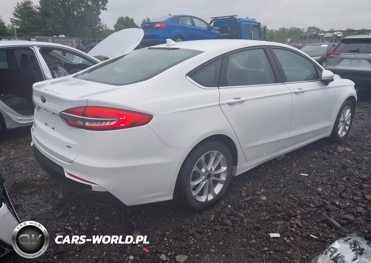 2019 Ford Fusion Se VIN:3FA6P0H72KR236472 - 4