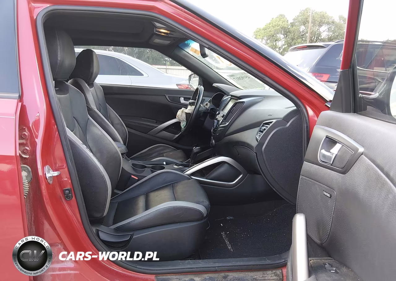 2016 Hyundai Veloster Turbo VIN:KMHTC6AE1GU293634 - 5