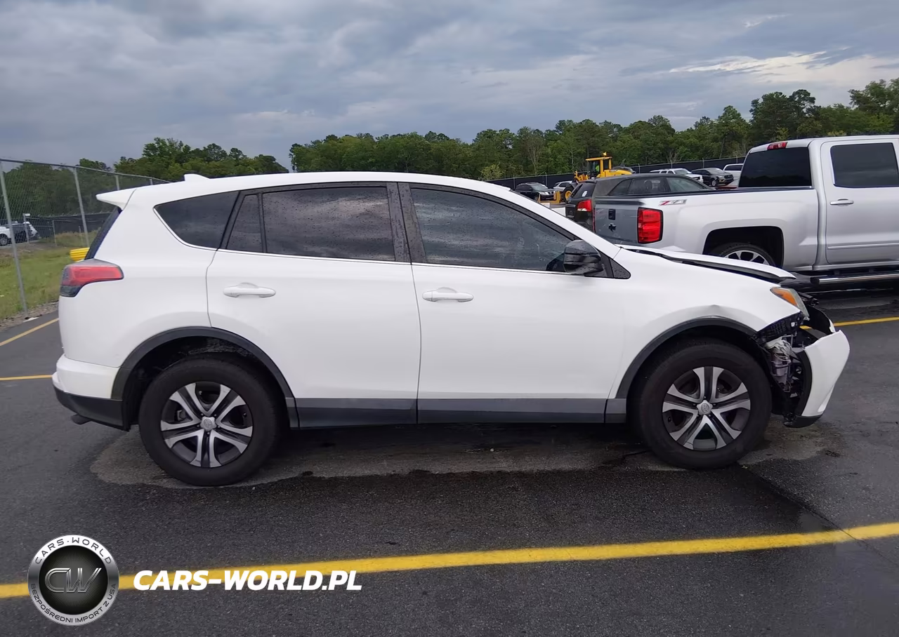 2017 Toyota Rav4 Le VIN:2T3BFREV2HW629900 - 13
