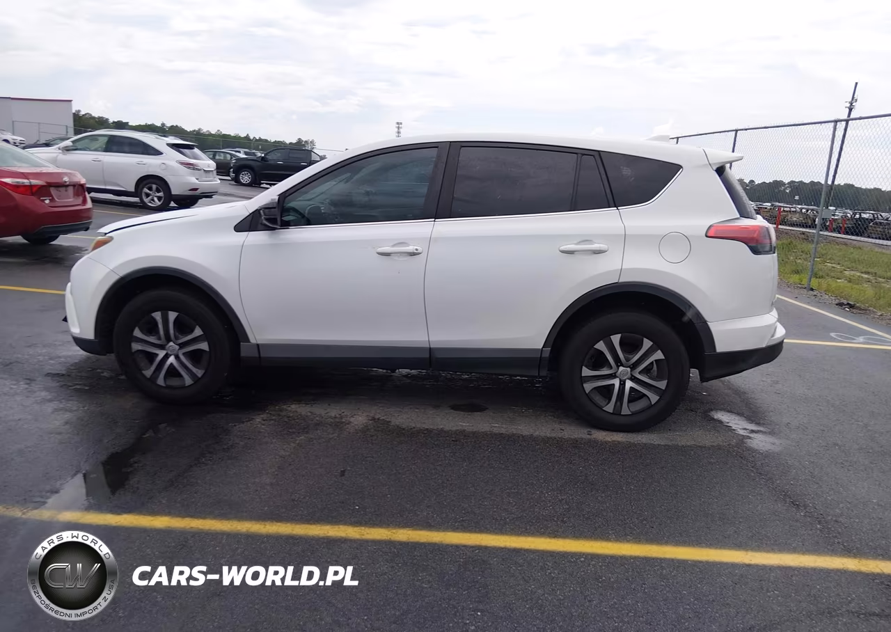 2017 Toyota Rav4 Le VIN:2T3BFREV2HW629900 - 14