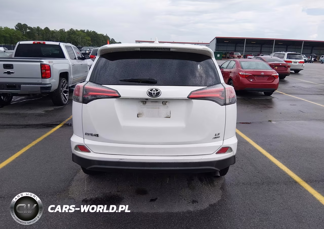 2017 Toyota Rav4 Le VIN:2T3BFREV2HW629900 - 16
