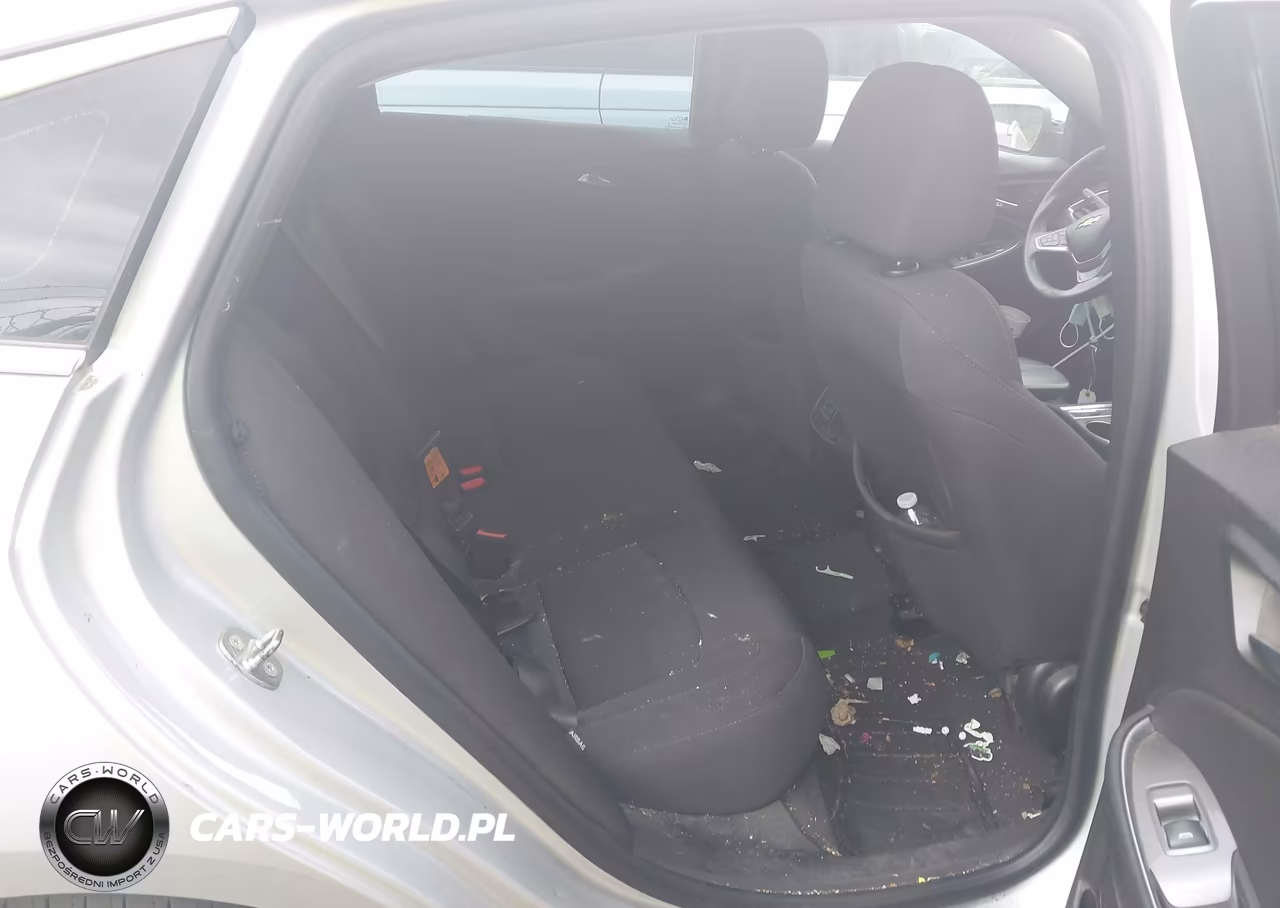 2018 Chevrolet Malibu Lt VIN:1G1ZD5ST0JF143246 - 8
