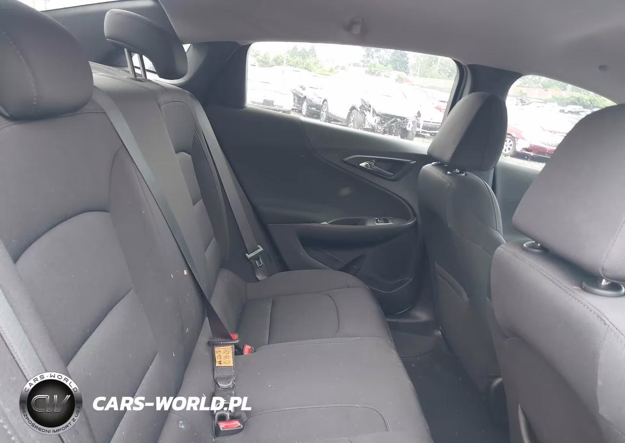 2019 Chevrolet Malibu Rs VIN:1G1ZG5ST0KF189443 - 8