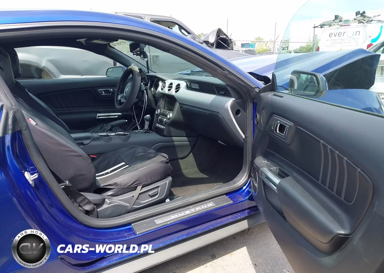 2015 Ford Mustang Ecoboost VIN:1FA6P8TH4F5325600 - 5