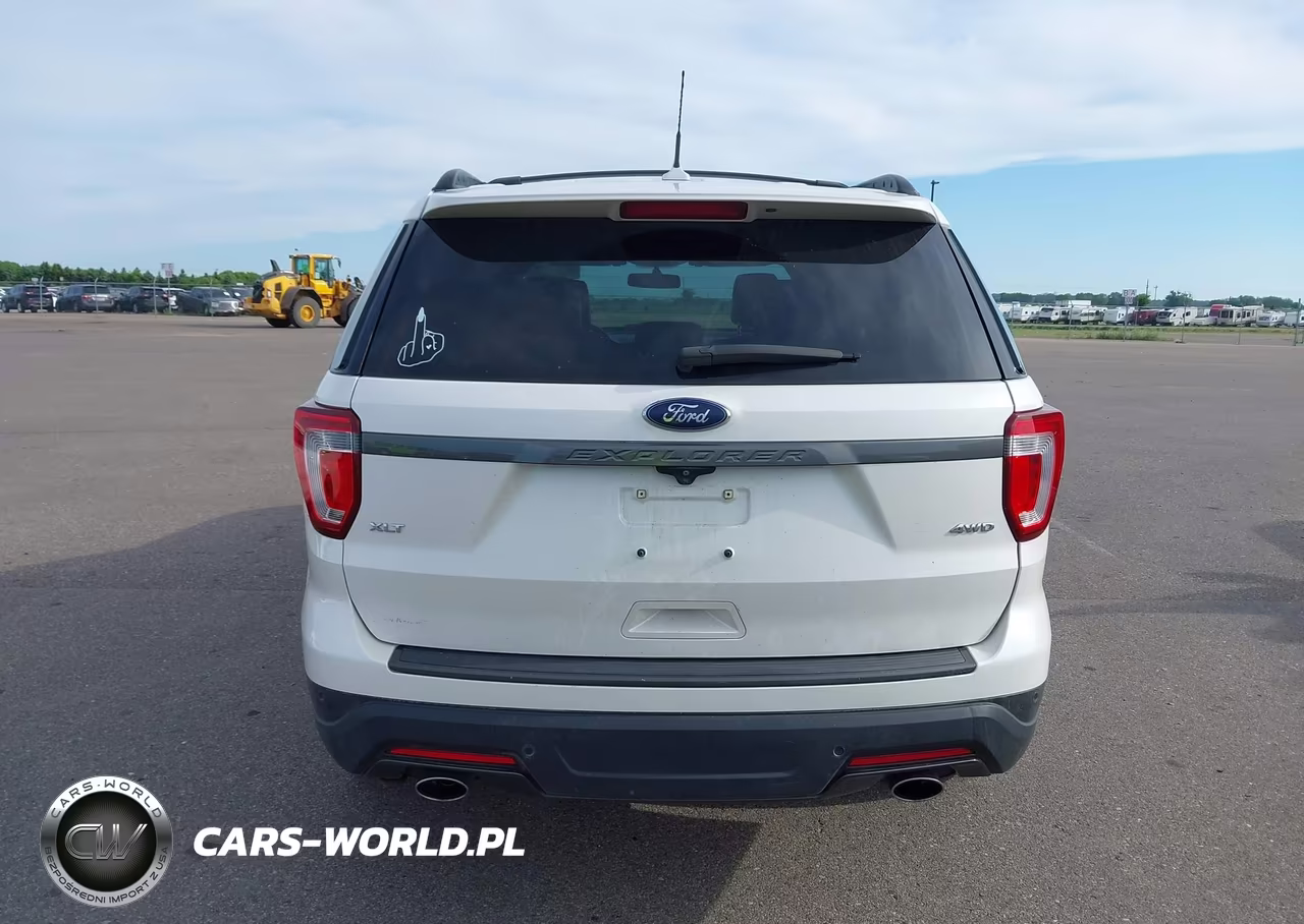 2018 Ford Explorer Xlt VIN:1FM5K8D89JGB50949 - 16