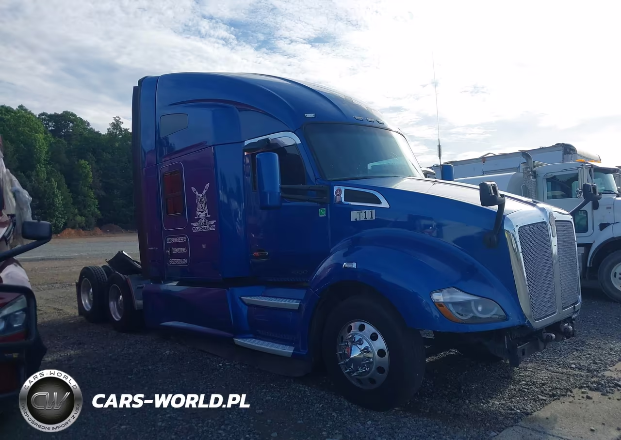 2017 Kenworth T680 VIN:1XKYDP9X9HJ131969 - 14
