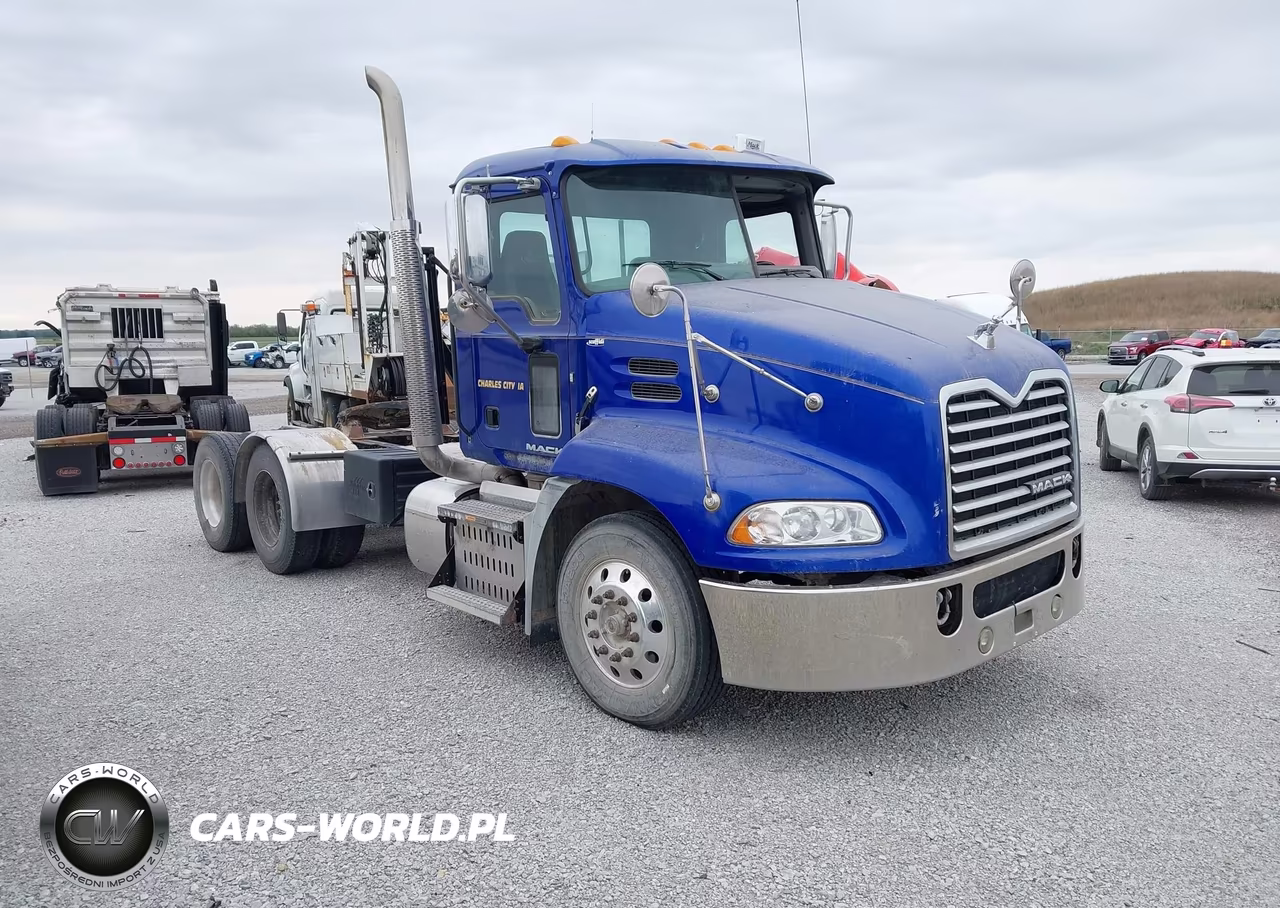 2016 Mack 600 Cxu600
