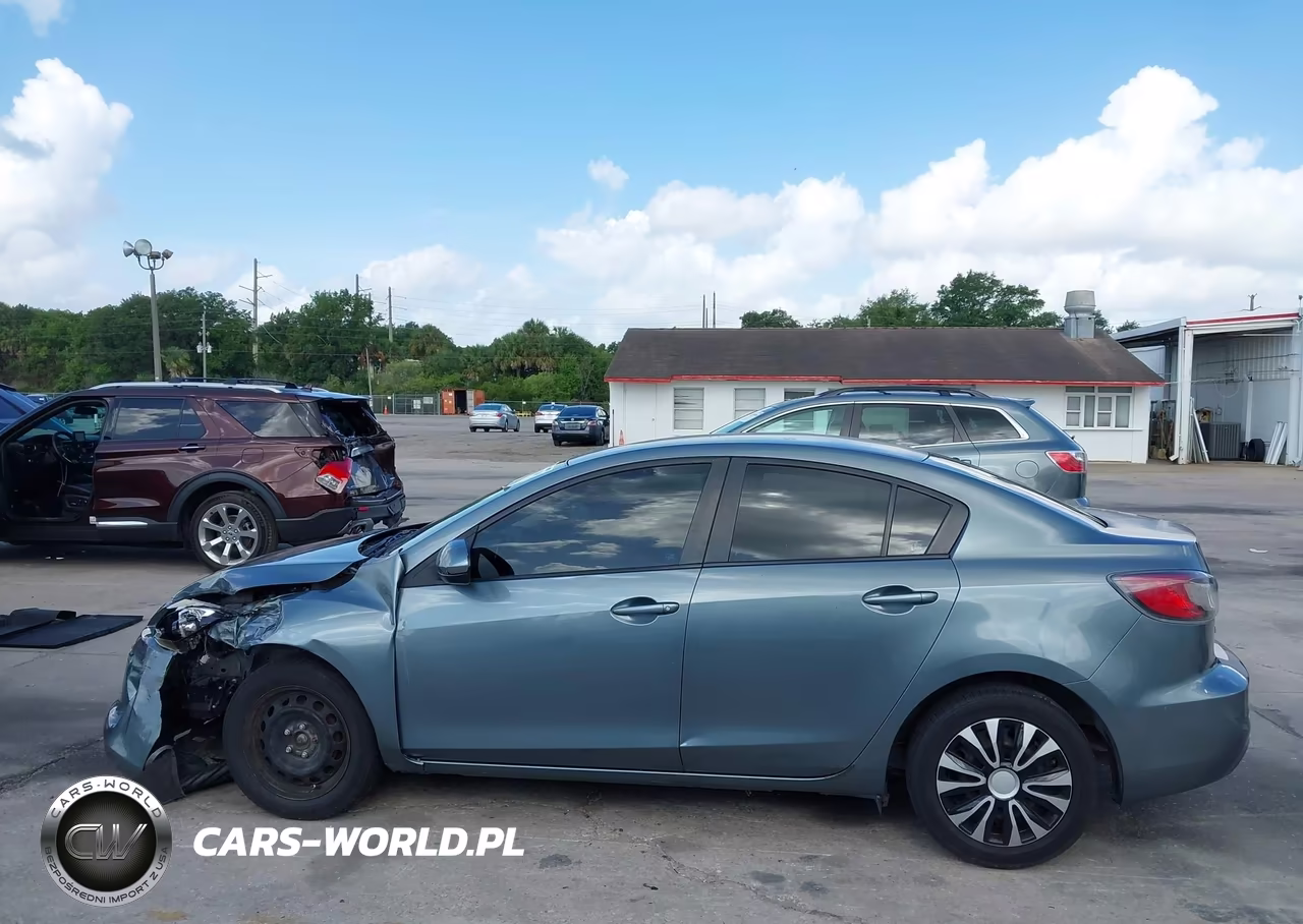 2013 Mazda Mazda3 I Sport VIN:JM1BL1U74D1777486 - 14