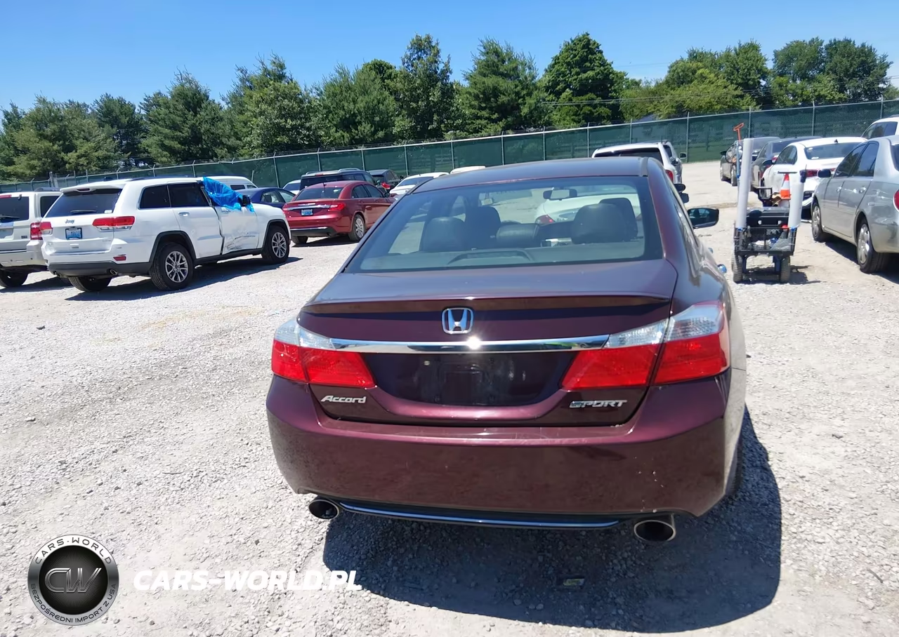 2015 Honda Accord Sport VIN:1HGCR2F52FA017792 - 16