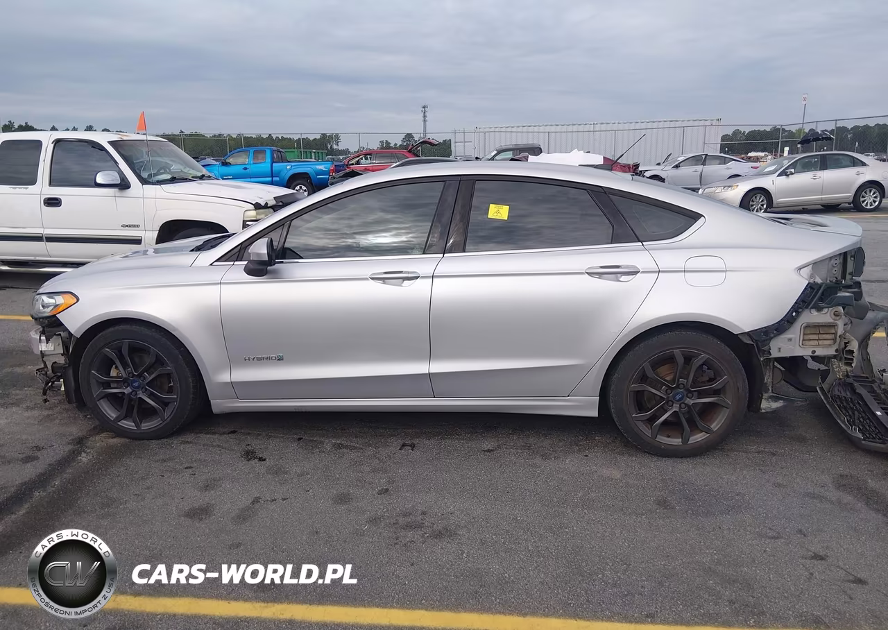 2018 Ford Fusion Hybrid Se VIN:3FA6P0LU1JR120661 - 15