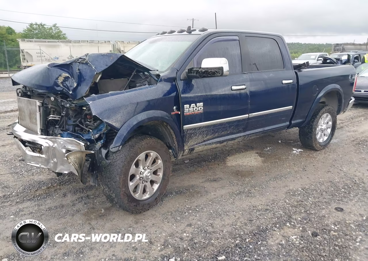 2013 Ram 2500 Laramie VIN:3C6UR5FLXDG614844 - 2