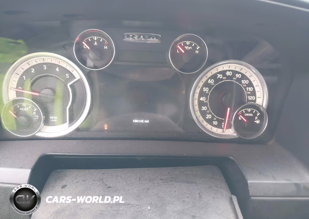 2013 Ram 2500 Laramie VIN:3C6UR5FLXDG614844 - 7