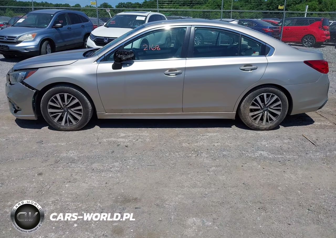 2019 Subaru Legacy 2.5I Premium VIN:4S3BNAF68K3018131 - 14