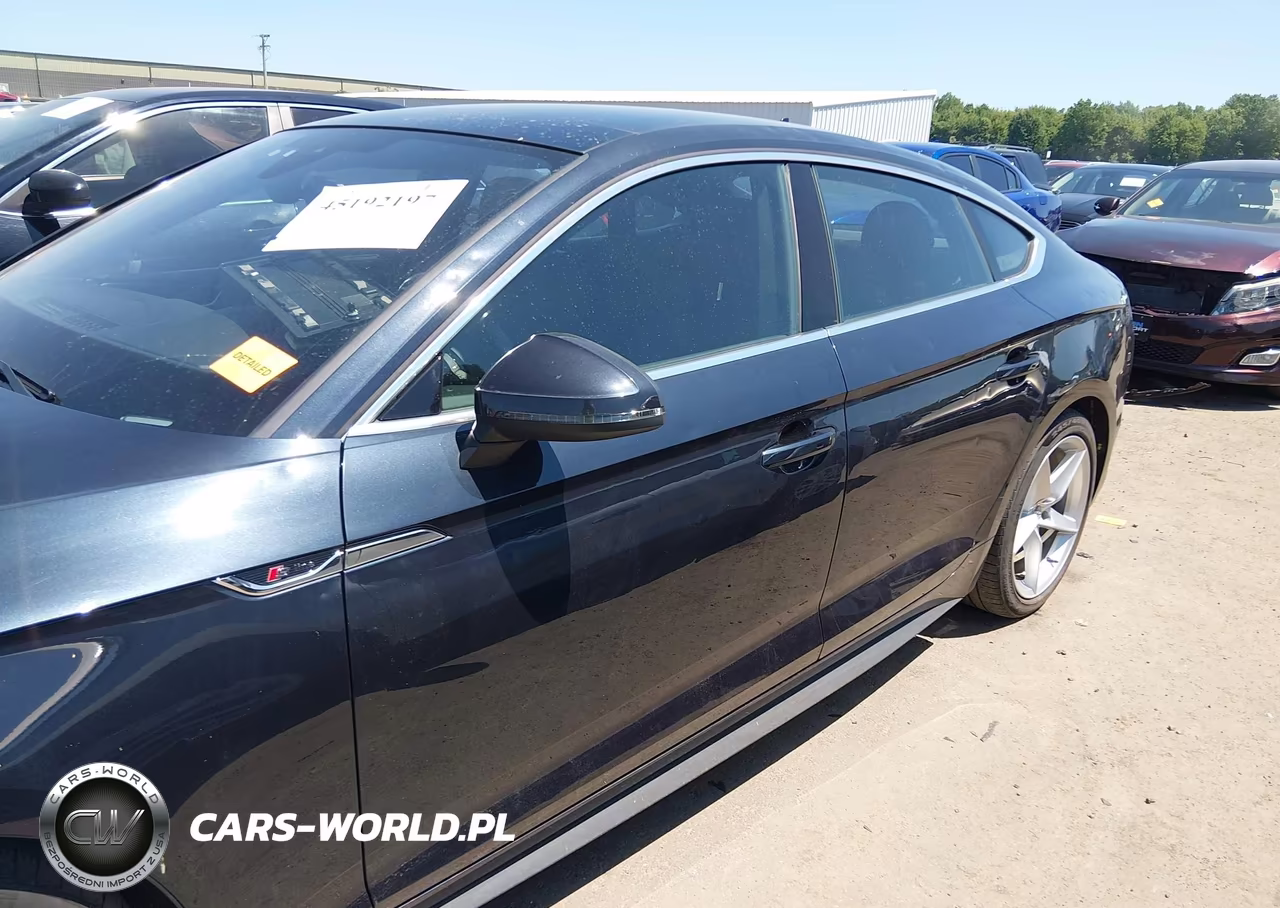 2018 Audi A5 2.0T Premium VIN:WAUENCF53JA122937 - 14