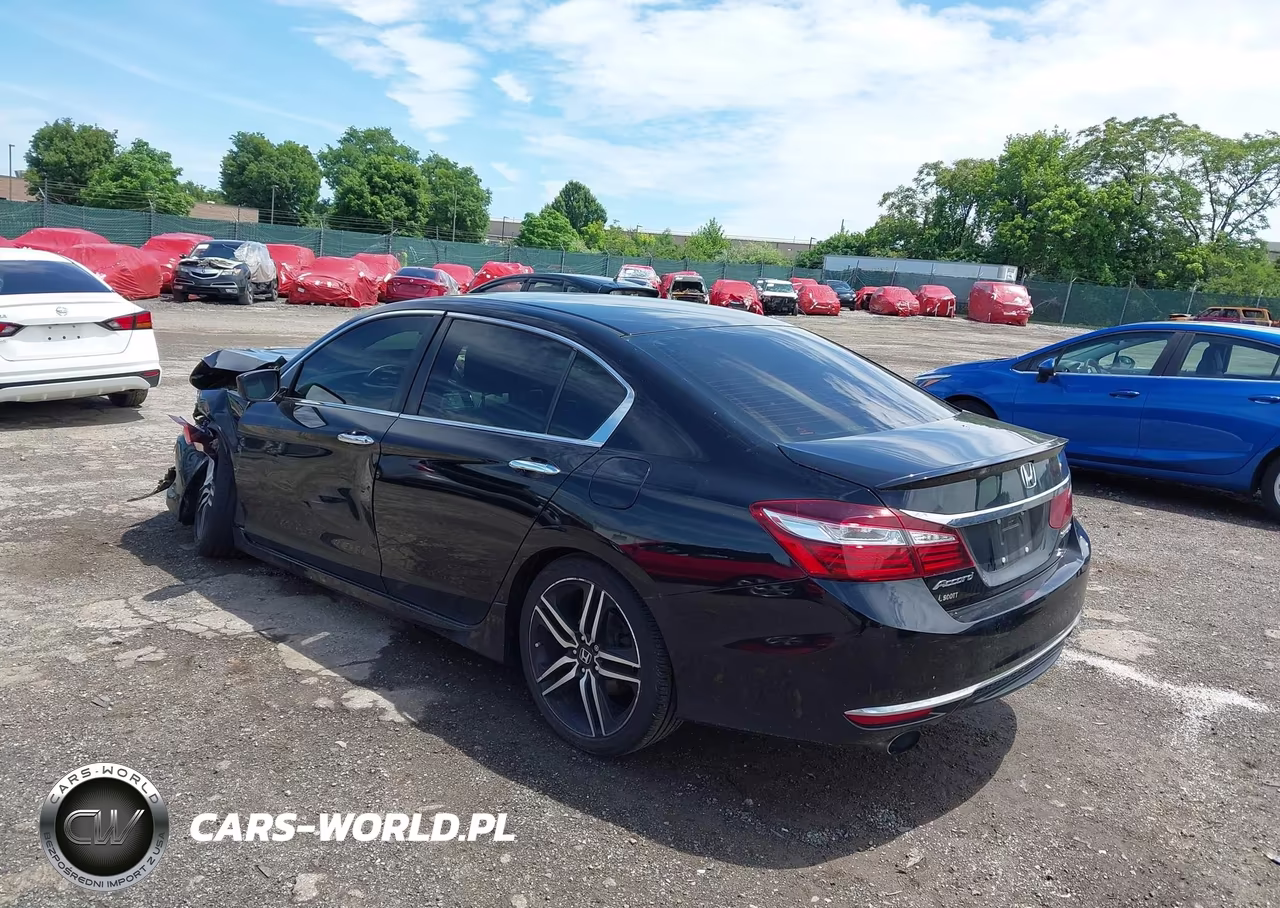 2017 Honda Accord Sport VIN:1HGCR2F57HA072368 - 3