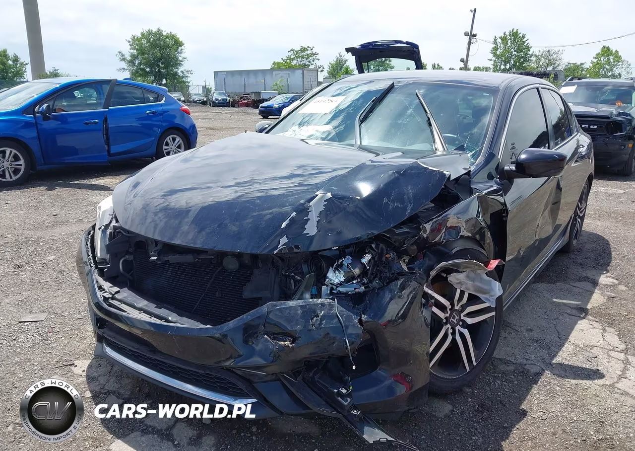 2017 Honda Accord Sport VIN:1HGCR2F57HA072368 - 6