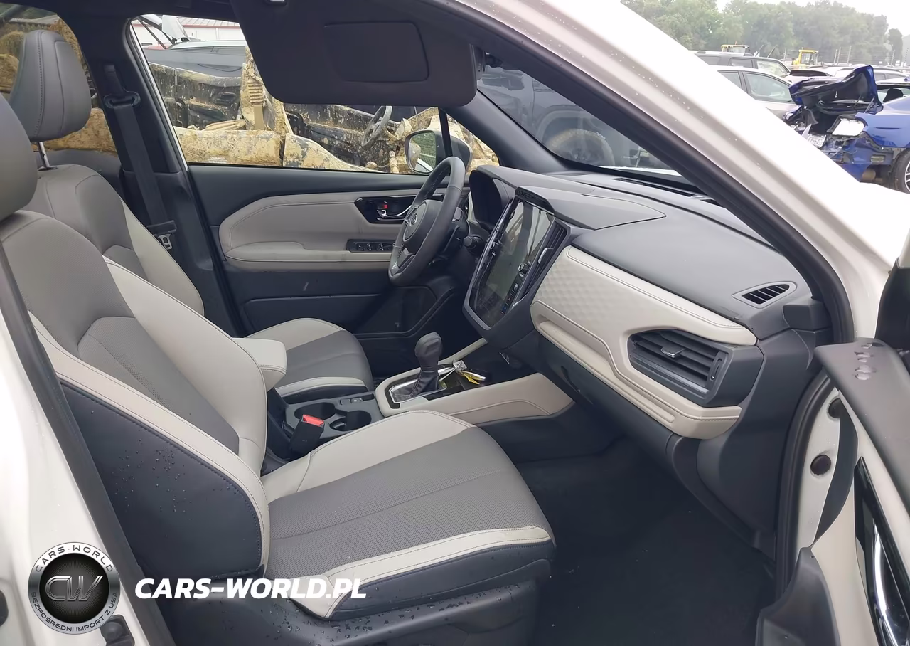 2025 Subaru Forester Limited VIN:JF2SLDRC1SH573077 - 5