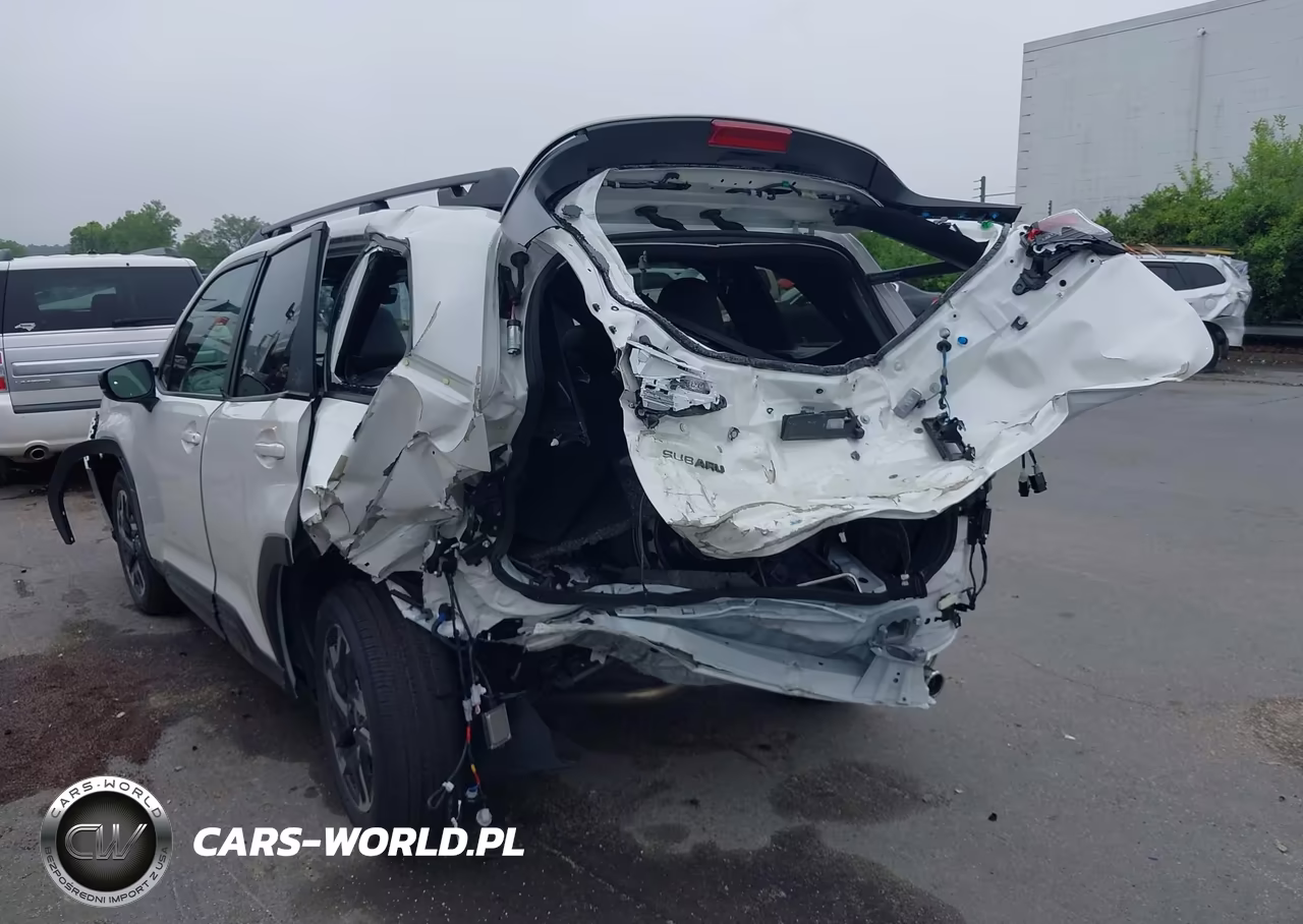 2025 Subaru Forester Limited VIN:JF2SLDRC1SH573077 - 6