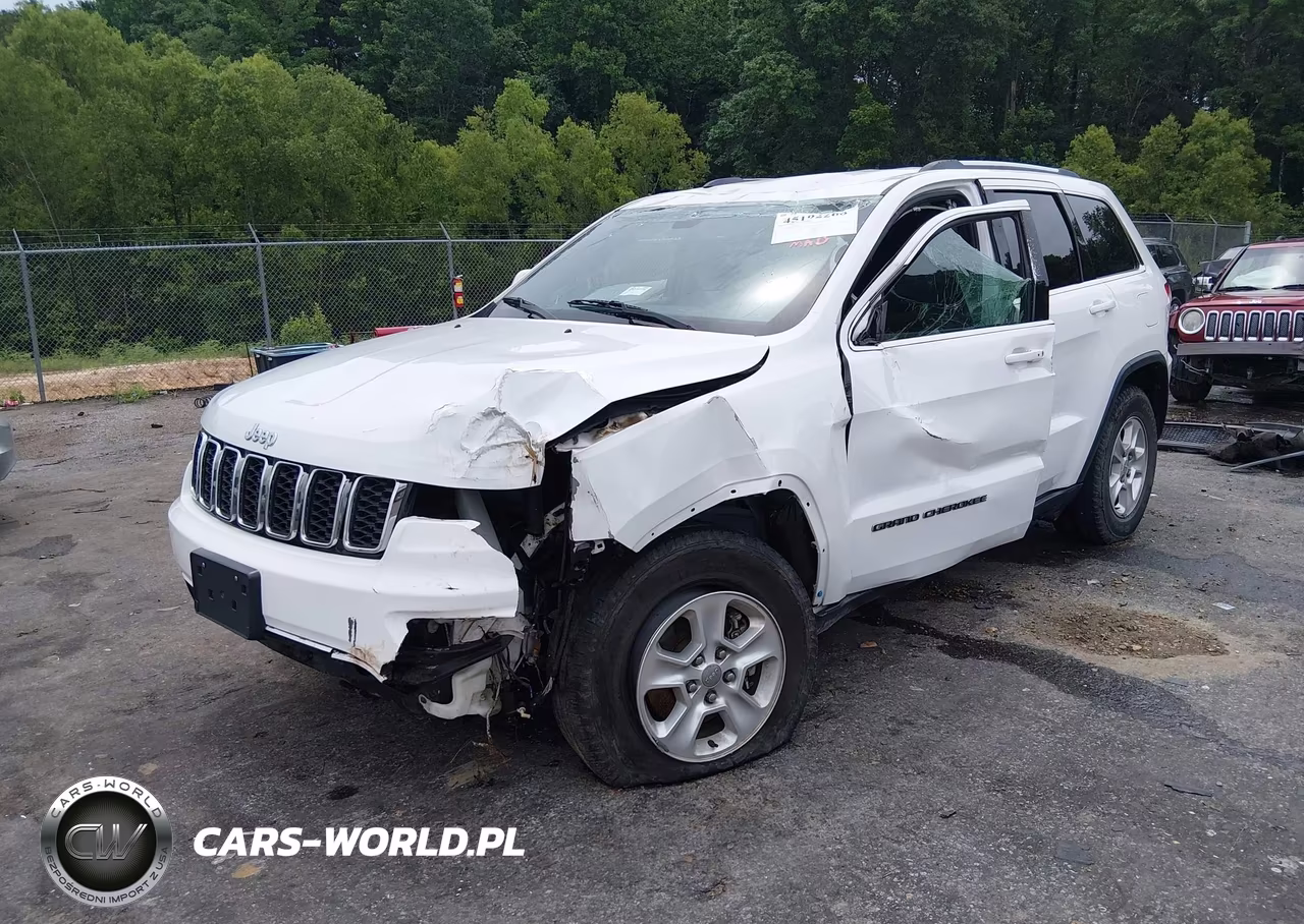 2017 Jeep Grand Cherokee Laredo 4X2 VIN:1C4RJEAG5HC664074 - 2
