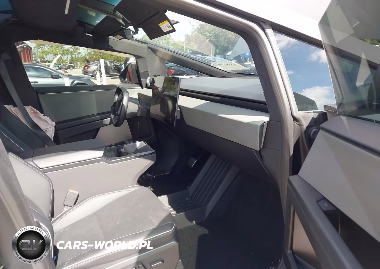 2024 Tesla Cybertruck All-Wheel Drive VIN:7G2CEHED0RA055582 - 5