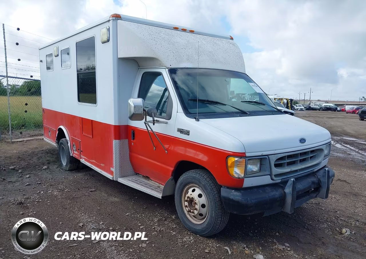 2002 Ford E-450 Cutaway Standard
