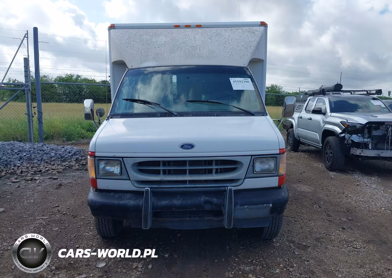 2002 Ford E-450 Cutaway Standard VIN:1FDXE45F92HA50481 - 12