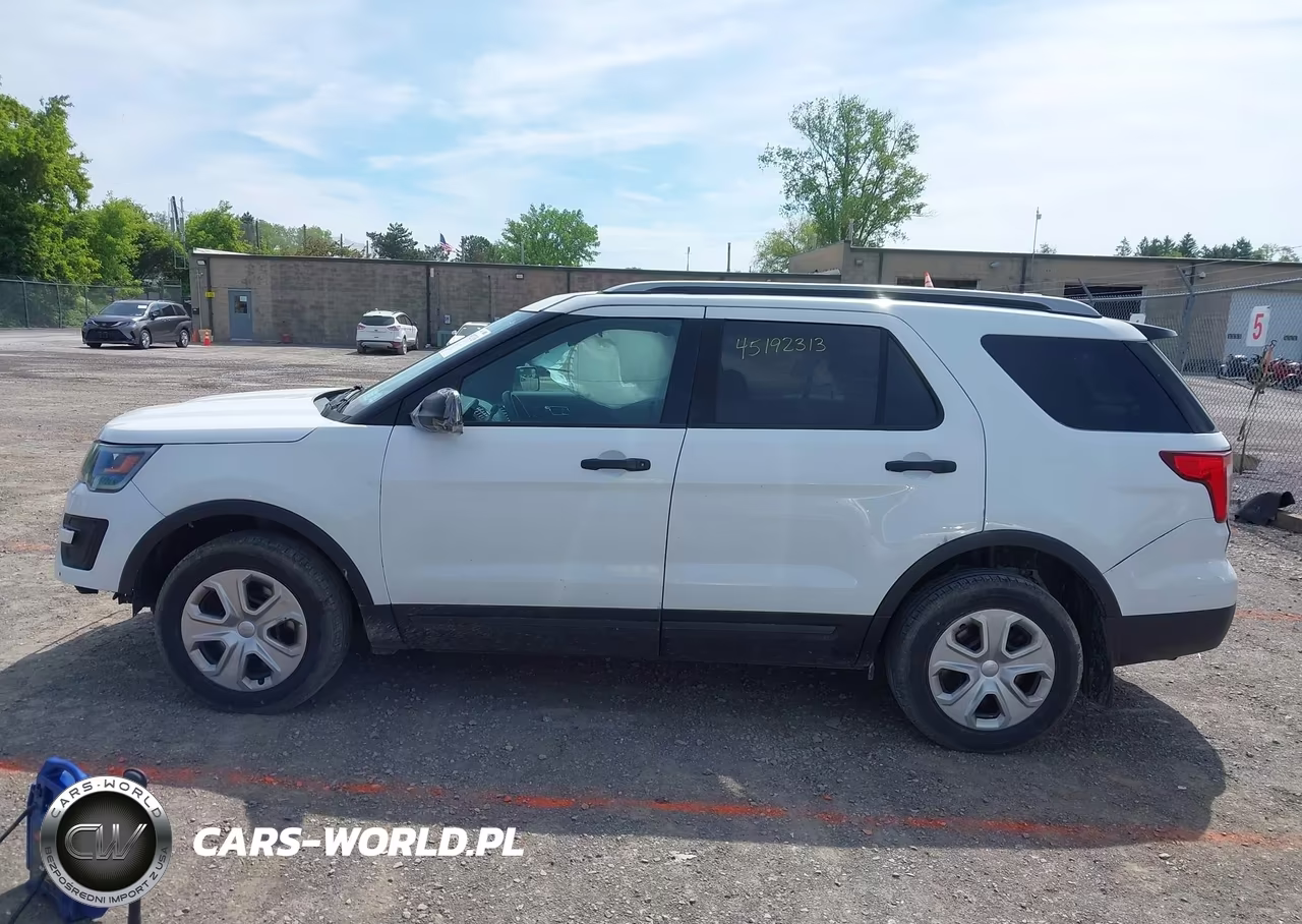 2017 Ford Utility Police Interceptor VIN:1FM5K8AR5HGE14563 - 14