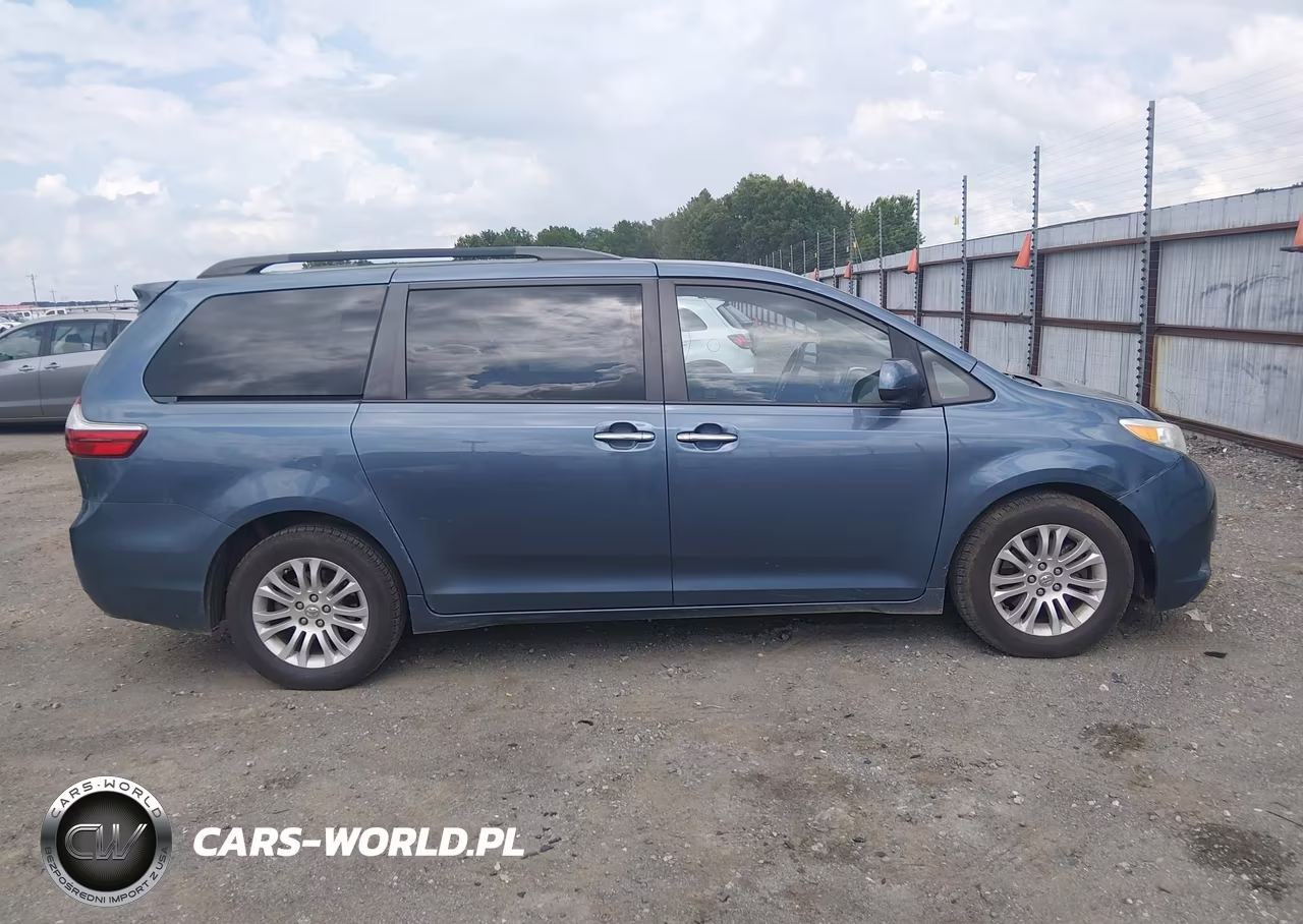2015 Toyota Sienna Xle 8 Passenger VIN:5TDYK3DCXFS684953 - 13