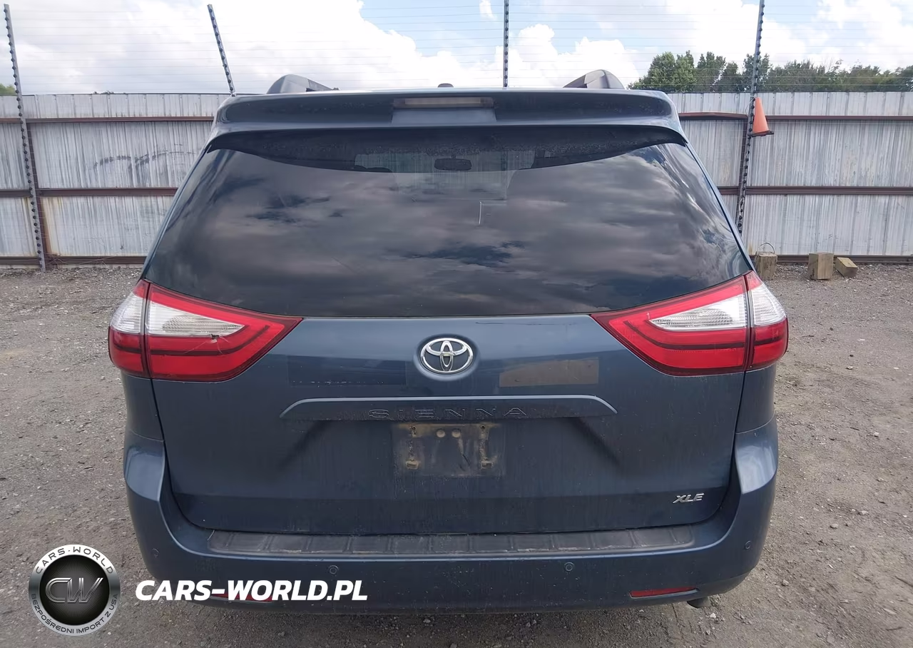 2015 Toyota Sienna Xle 8 Passenger VIN:5TDYK3DCXFS684953 - 16