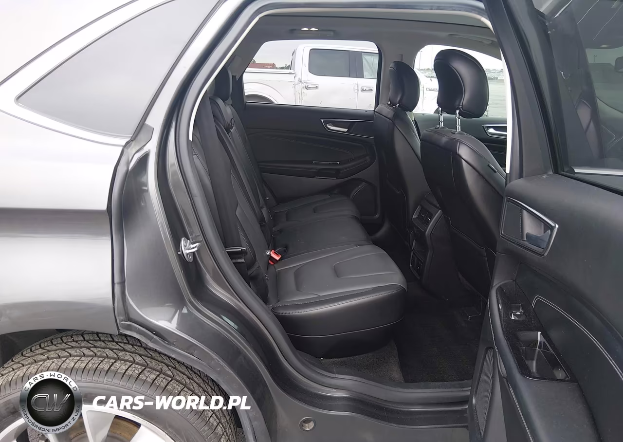 2018 Ford Edge Titanium VIN:2FMPK4K92JBC47401 - 8