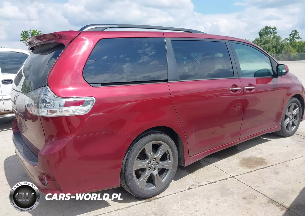 2019 Toyota Sienna Se 8 Passenger VIN:5TDXZ3DC2KS985198 - 4