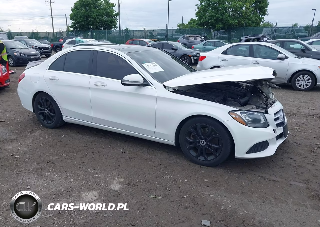 2017 Mercedes-Benz C 300 4Matic – zdjęcie 1 z 15