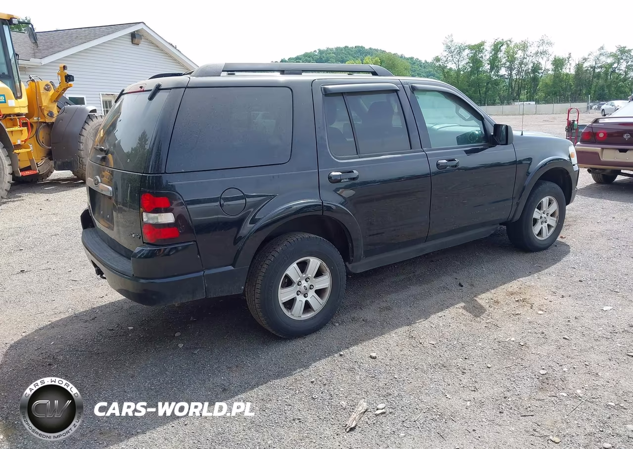 2010 Ford Explorer Xlt VIN:1FMEU7DE5AUA14961 - 4