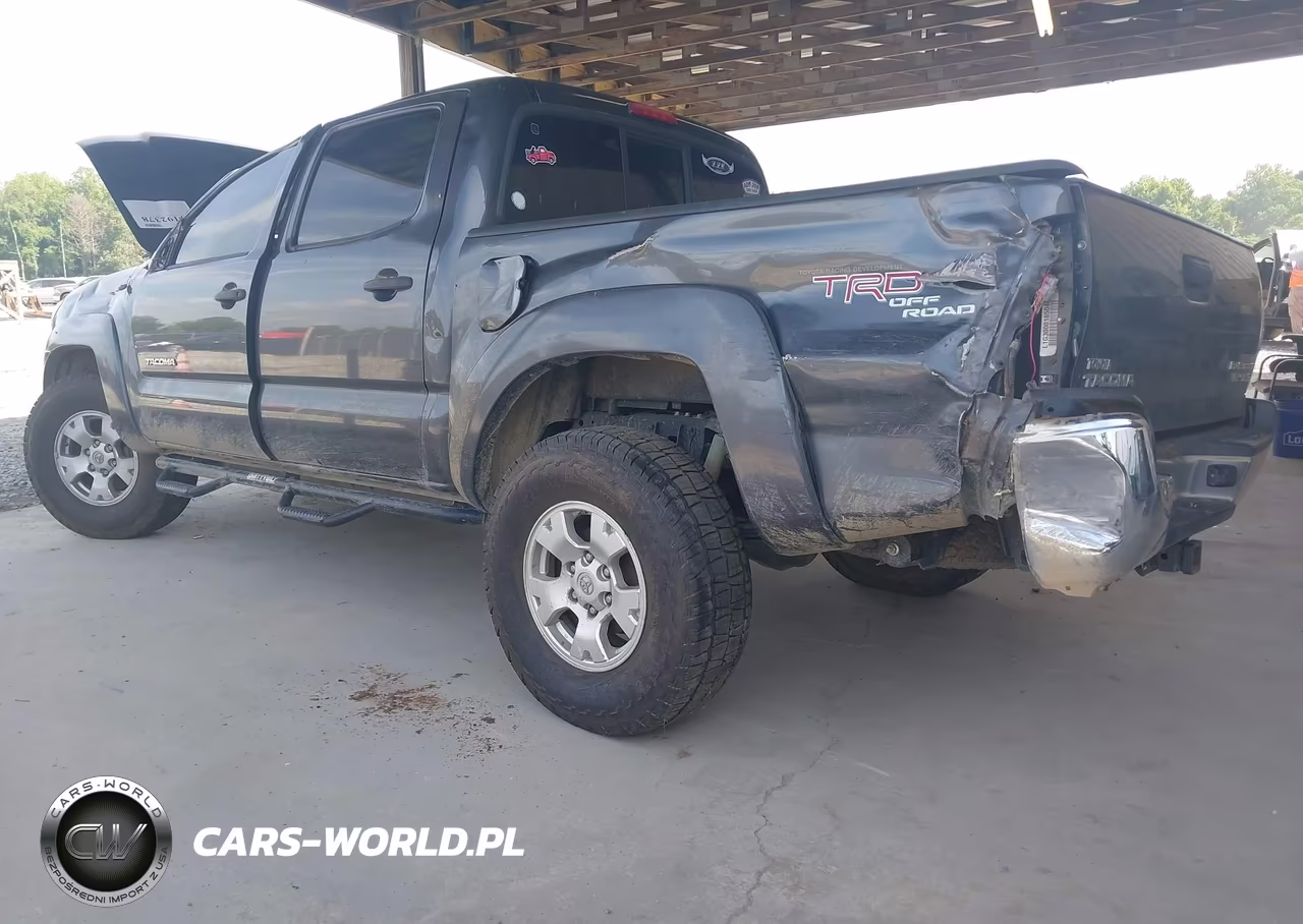 2010 Toyota Tacoma Prerunner V6 VIN:5TEJU4GN8AZ711206 - 3