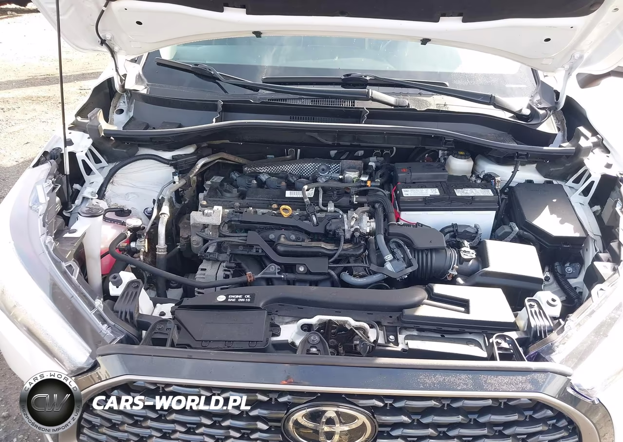 2022 Toyota Corolla Cross Xle VIN:7MUDAABG6NV028474 - 10