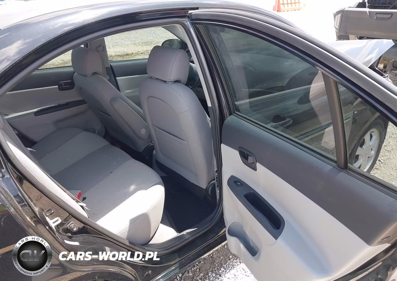 2008 Hyundai Accent Gls VIN:KMHCN46C78U236880 - 8