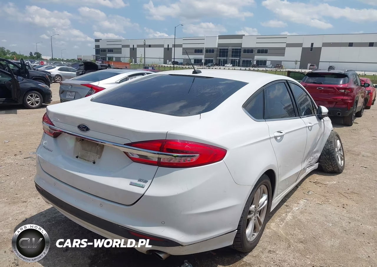 2018 Ford Fusion Se VIN:3FA6P0HD0JR231792 - 4