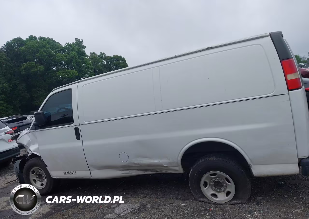 2011 Chevrolet Express 2500 Work Van VIN:1GCWGFFA3B1125855 - 14