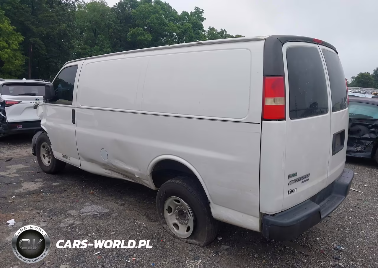 2011 Chevrolet Express 2500 Work Van VIN:1GCWGFFA3B1125855 - 3