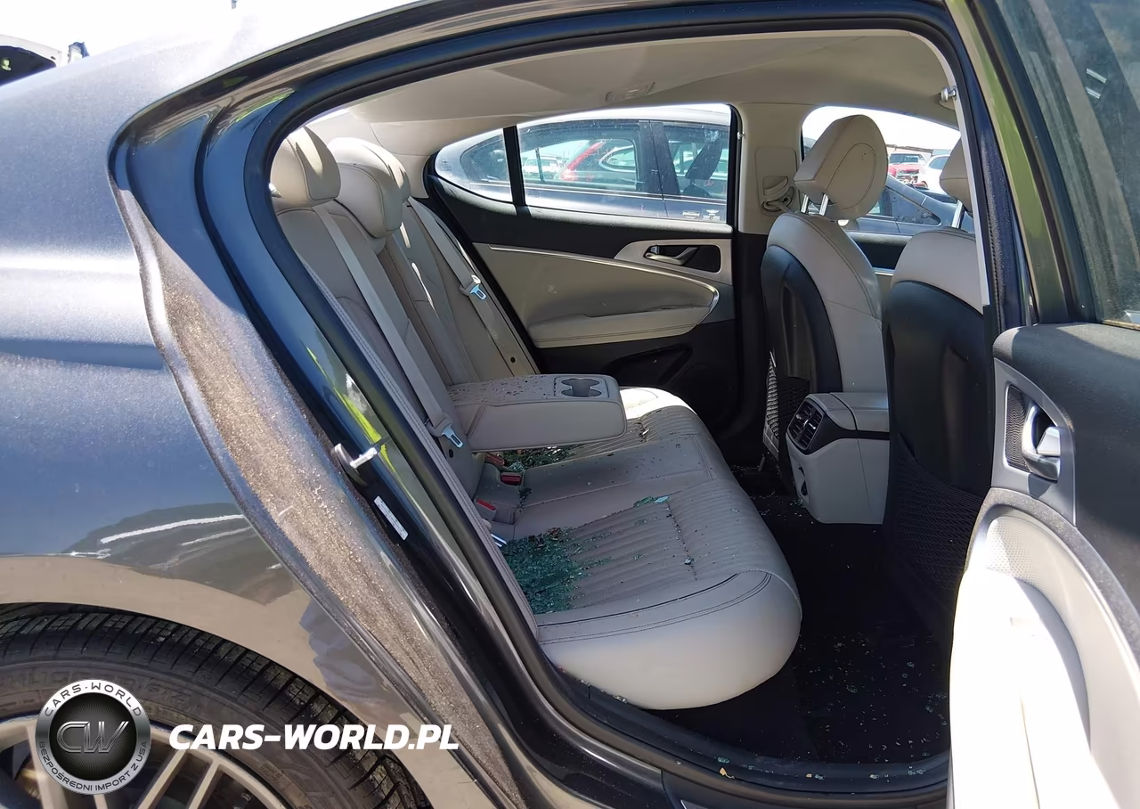 2019 Genesis G70 3.3T Advanced VIN:KMTG54LE2KU023114 - 8