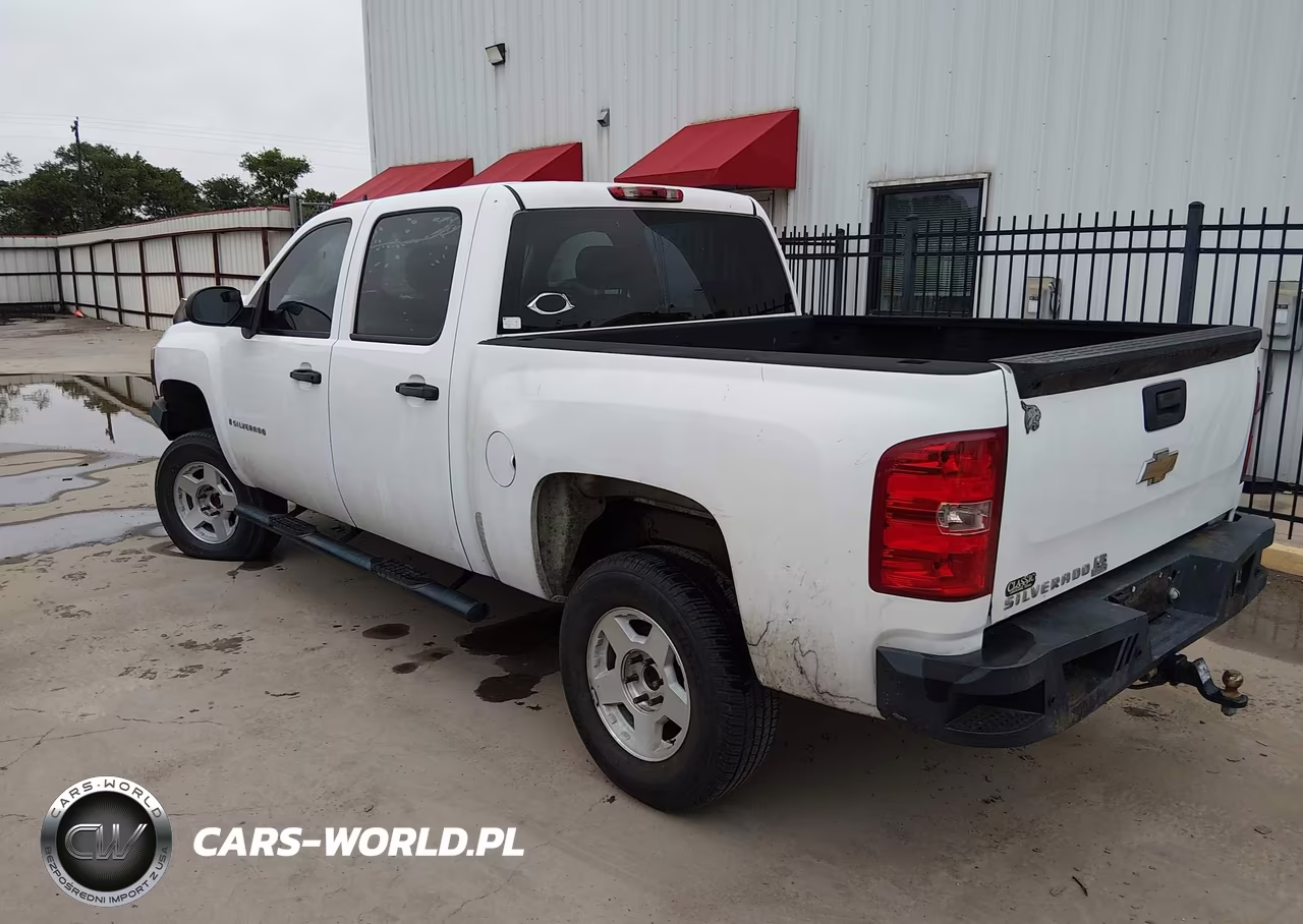 2008 Chevrolet Silverado 1500 Work Truck VIN:2GCEC13C681107210 - 3
