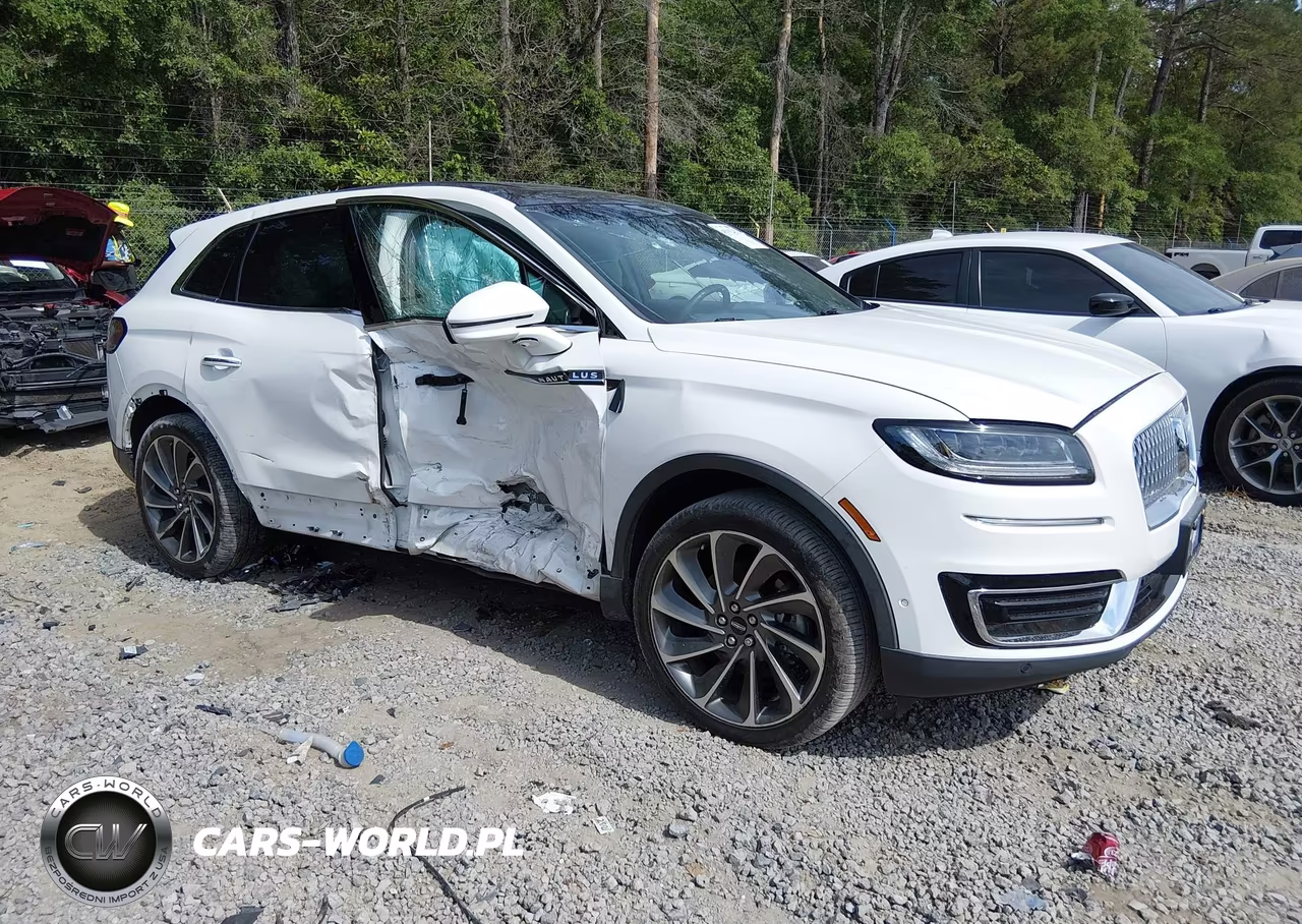 2020 Lincoln Nautilus Reserve
