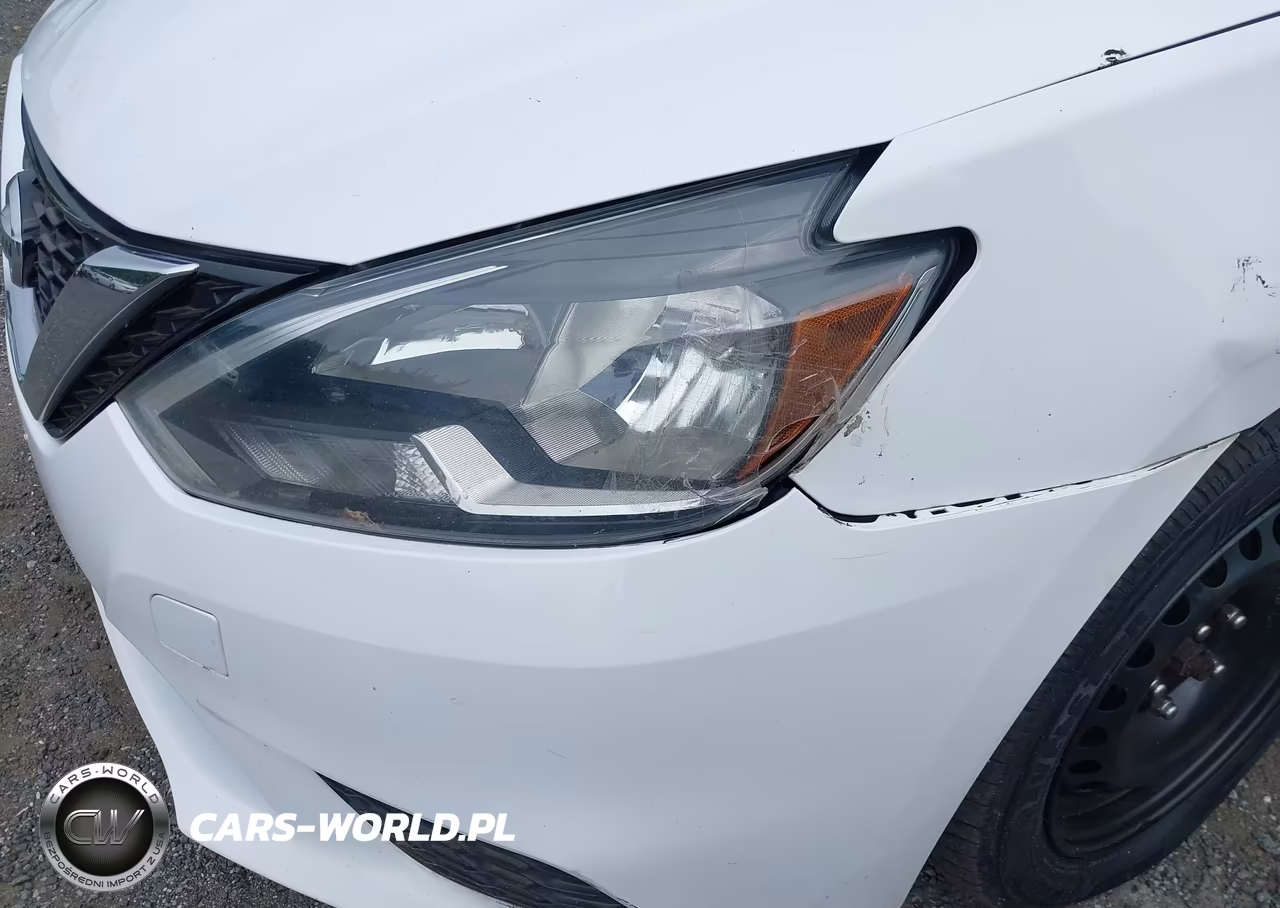 2018 Nissan Sentra S VIN:3N1AB7AP8JY320387 - 13