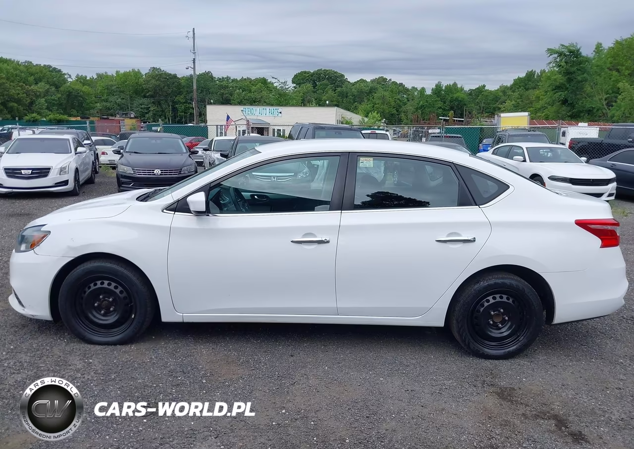 2018 Nissan Sentra S VIN:3N1AB7AP8JY320387 - 16