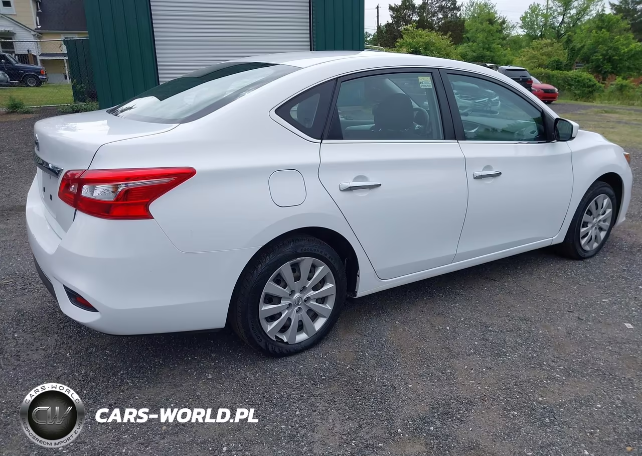 2018 Nissan Sentra S VIN:3N1AB7AP8JY320387 - 4
