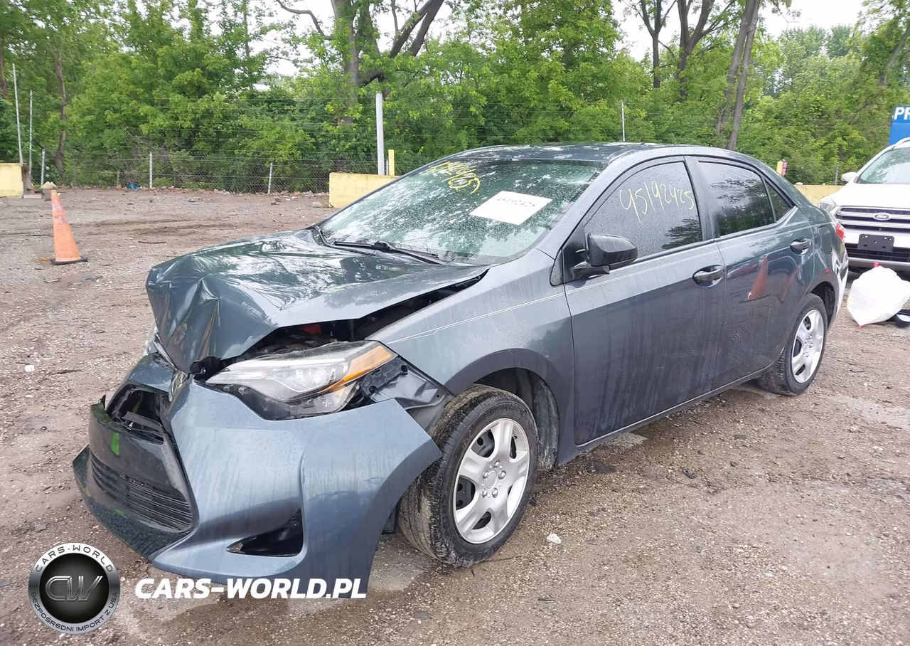 2018 Toyota Corolla Le VIN:5YFBURHE3JP849676 - 2