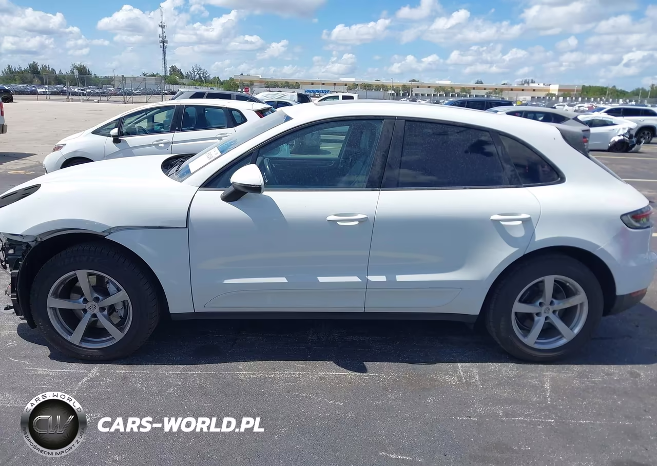 2019 Porsche Macan VIN:WP1AA2A54KLB00545 - 15