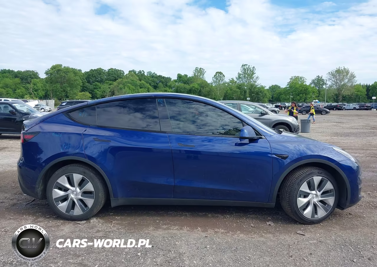 2020 Tesla Model Y Long Range Dual Motor All-Wheel Drive VIN:5YJYGDEE2LF043044 - 14